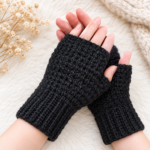 手作手套・配件 Crochet Gloves & Accessories 半指手套、手腕保暖套、編織配件。